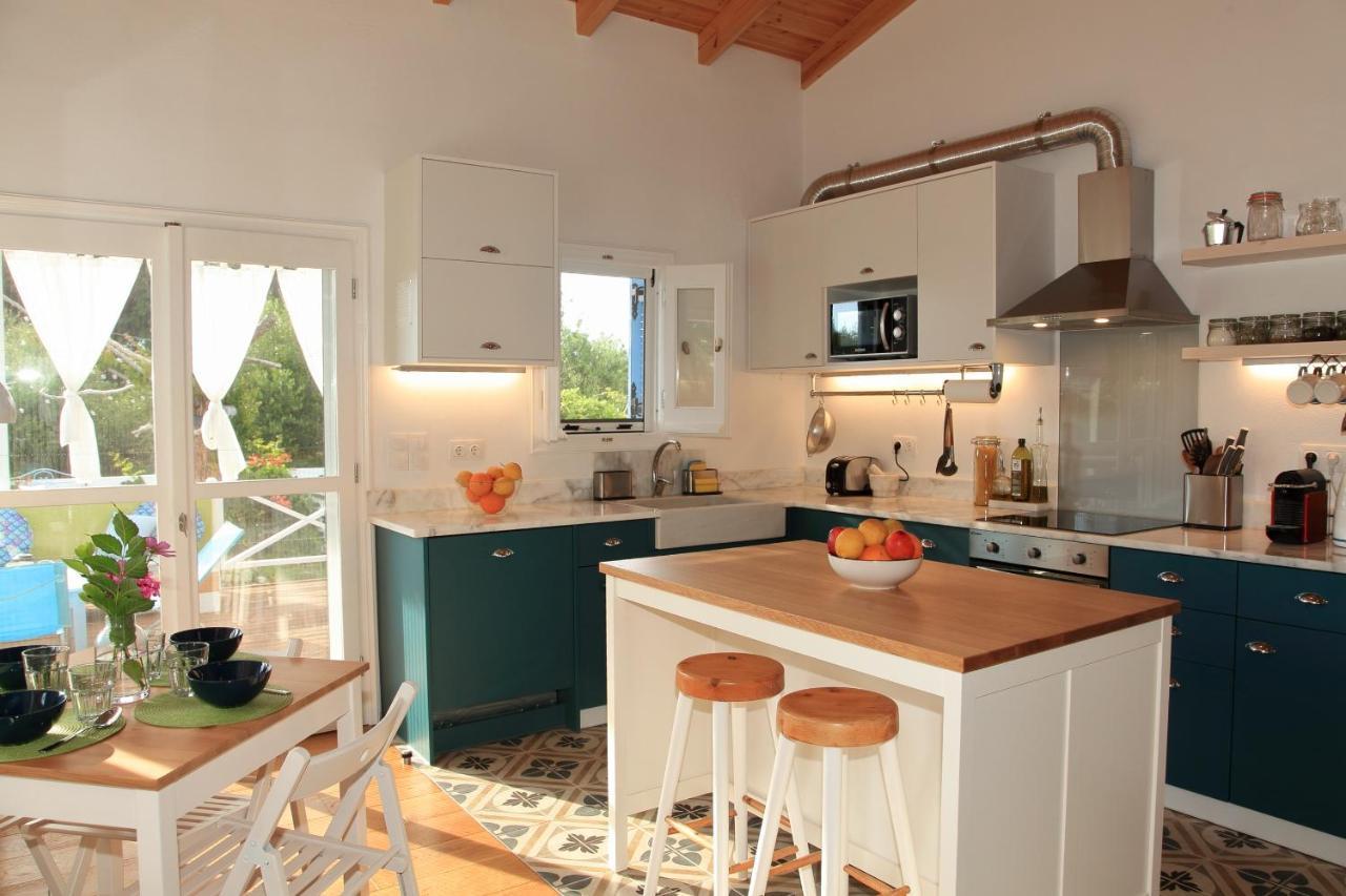 Blue Sky Cottage, Kanouli Beach Halikounas المظهر الخارجي الصورة